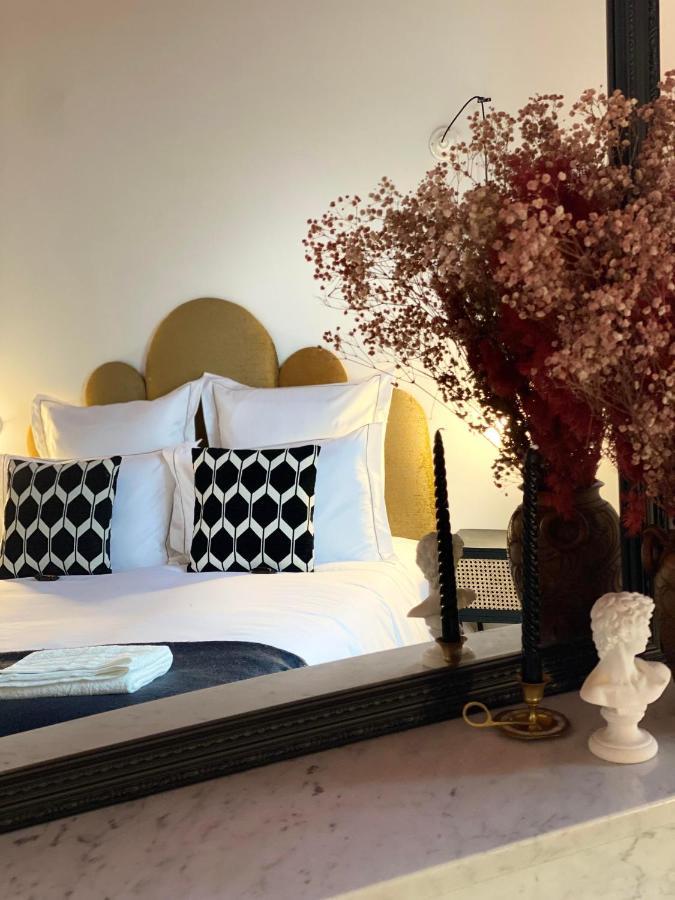La Grande Maison Lgm Lesches Bagian luar foto