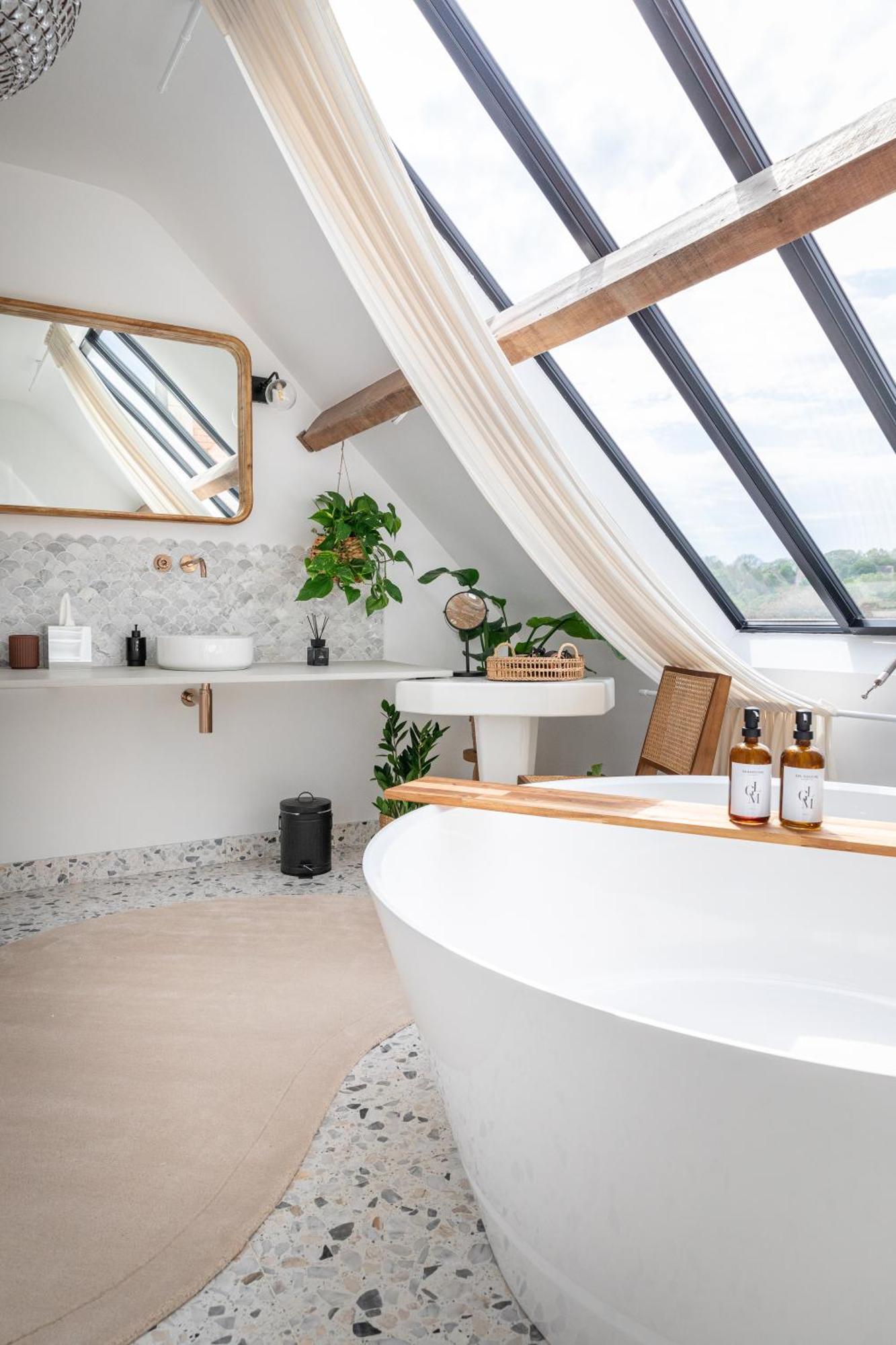 La Grande Maison Lgm Lesches Bagian luar foto