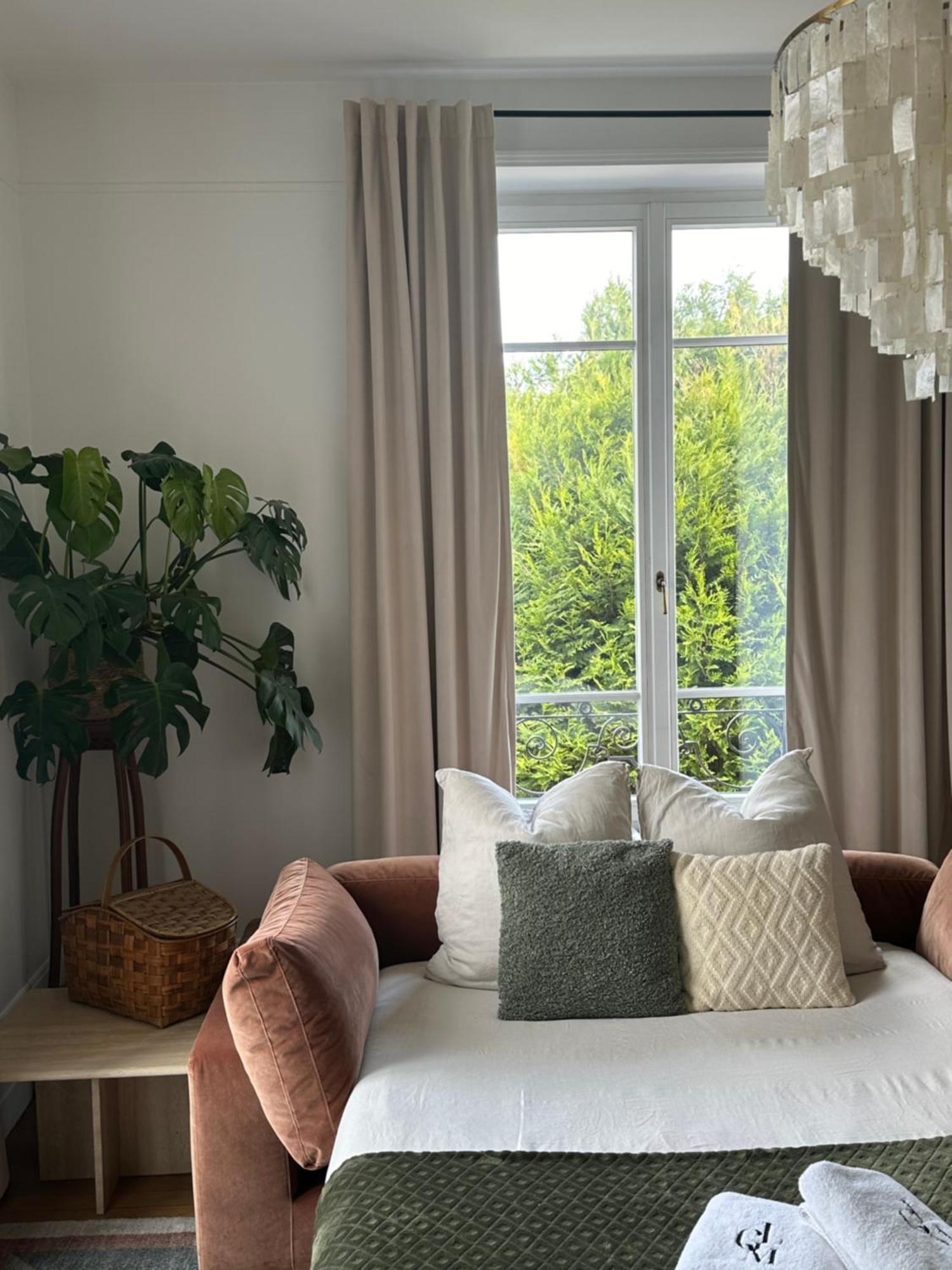 La Grande Maison Lgm Lesches Bagian luar foto