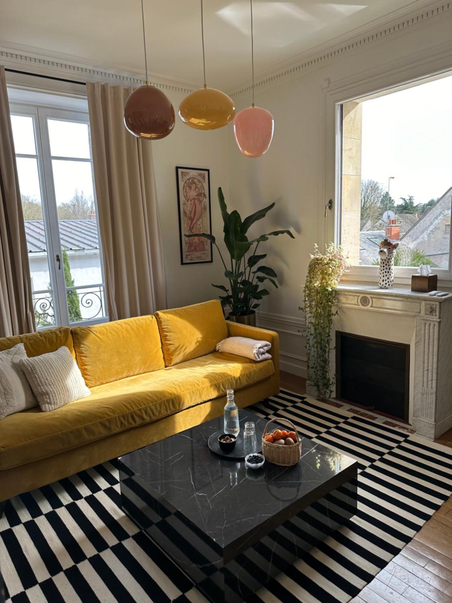 La Grande Maison Lgm Lesches Bagian luar foto